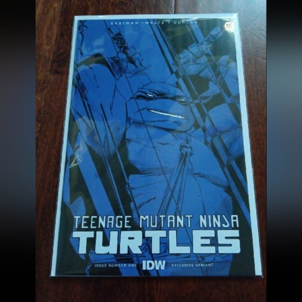 Teenage Mutant Ninja Turtles #1 NYCC Signed Dustin Nguyen With COA Comic
